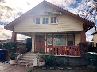 3066 E Illinois Ave, Fresno, CA 93701
