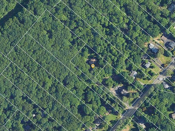 5th image of 218 Haverstraw Rd