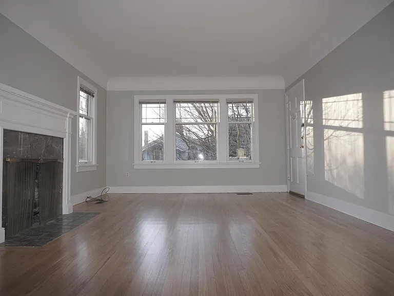 living room-family room