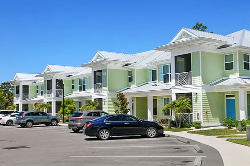 Lemon Bay Apartments Photo 1