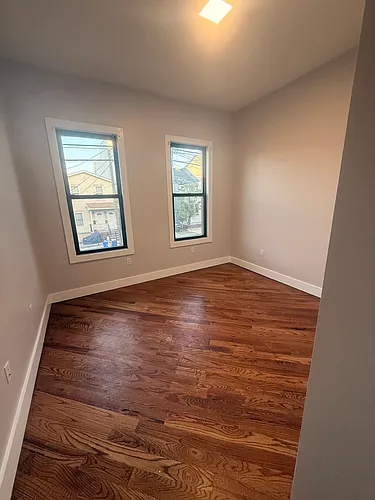 739 Garfield Ave #1 Photo 1