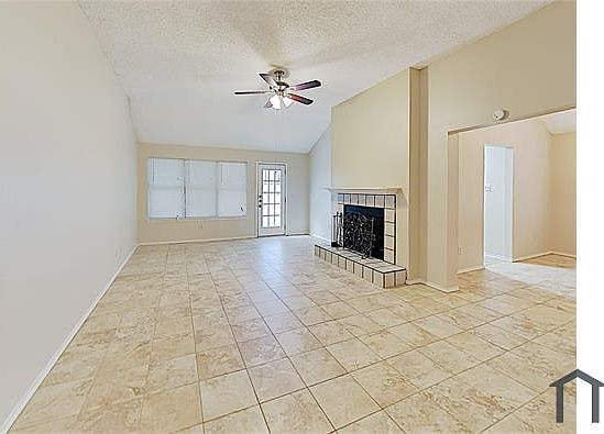 3rd image of 7912 Hot Springs Ct