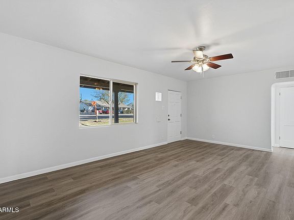 5th image of 2221 E Osborn Road