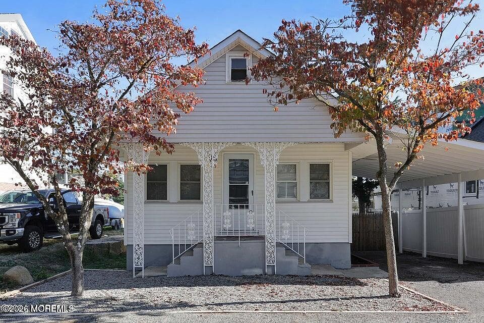 1st image of 1423 Holmes Ave