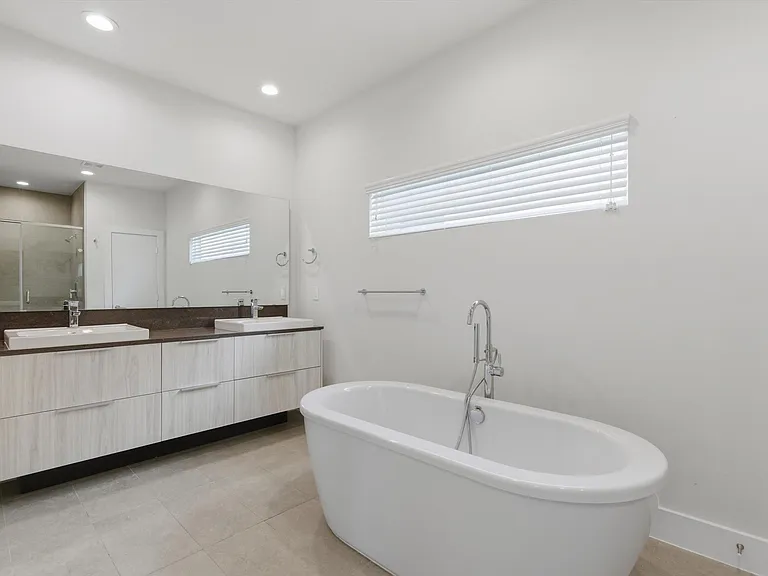 2216 Cortijo Pl — Photo 23