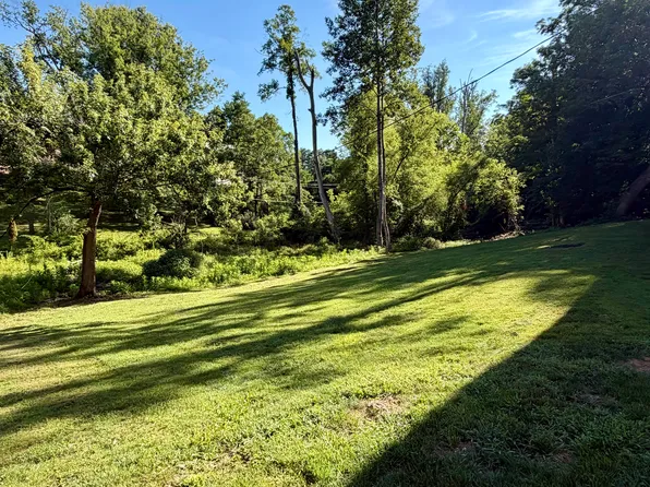 3872 Peakland Pl #B, Lynchburg, VA 24503