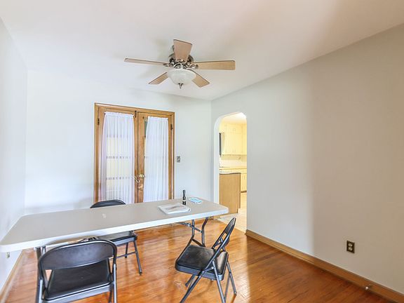 5th image of 7824 Washington St