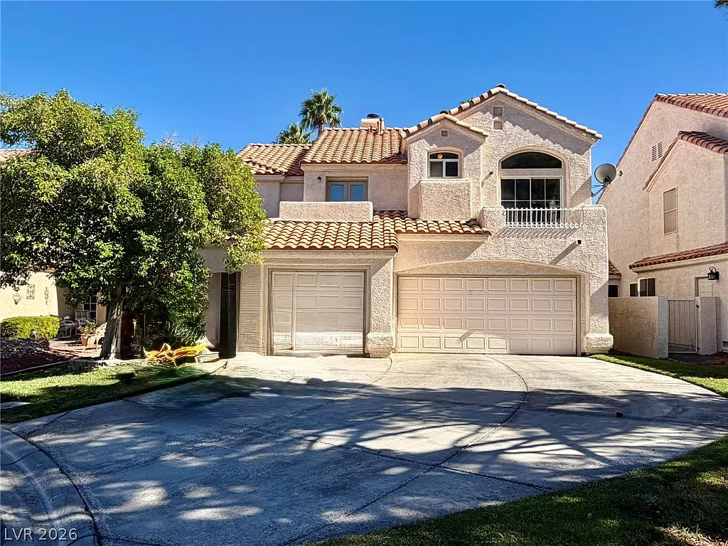 3 bed, 2.5 bath, 2164 sqft, $2,500 — Photo 1