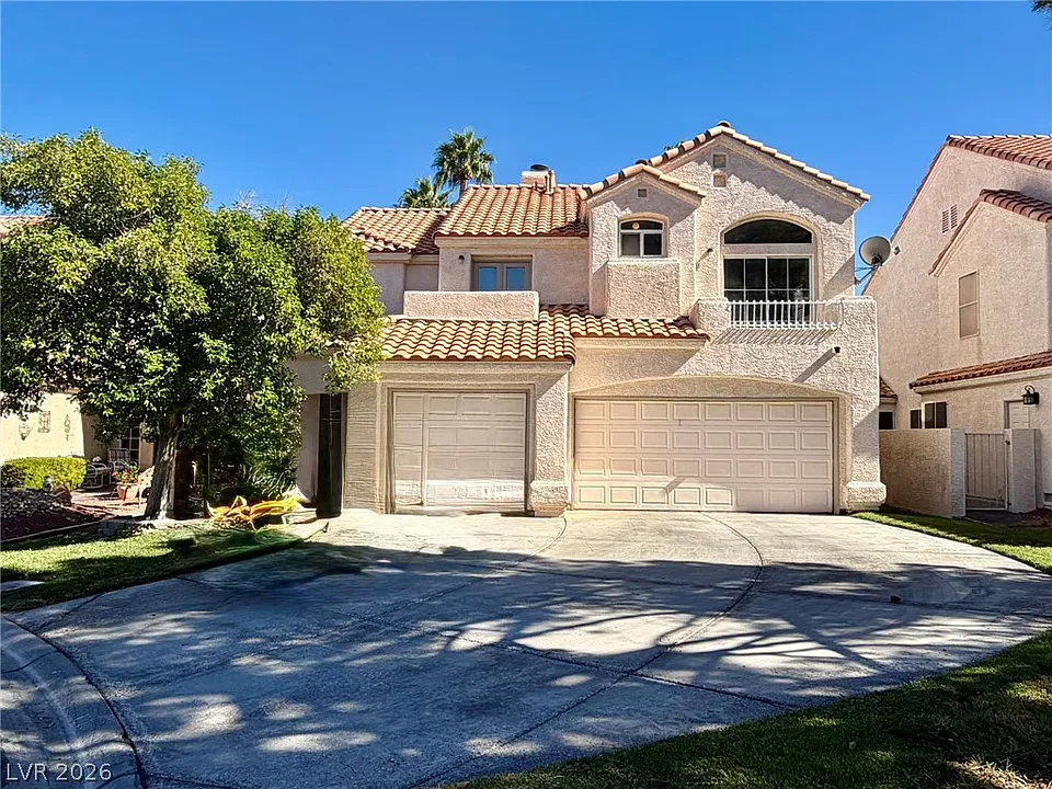 5432 Royal Vista Ln