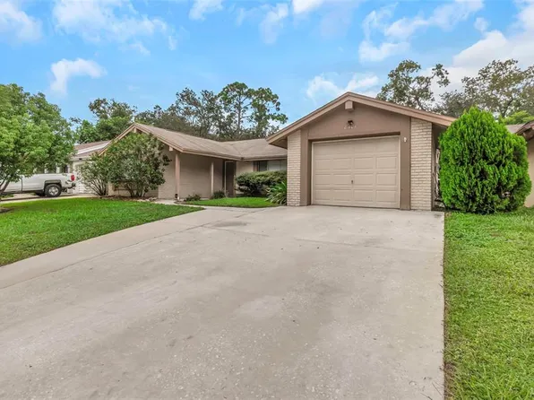 8401 Clover Hill Loop, Hudson, FL 34667