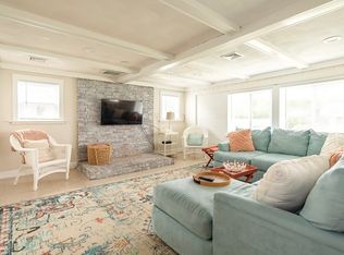 11 Rockport Rd, Gloucester, MA 01930