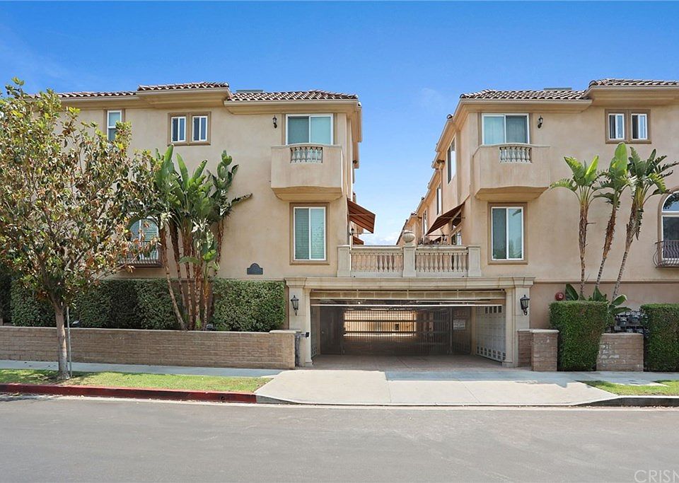 1st image of 5550 Ventura Canyon Ave APT 109