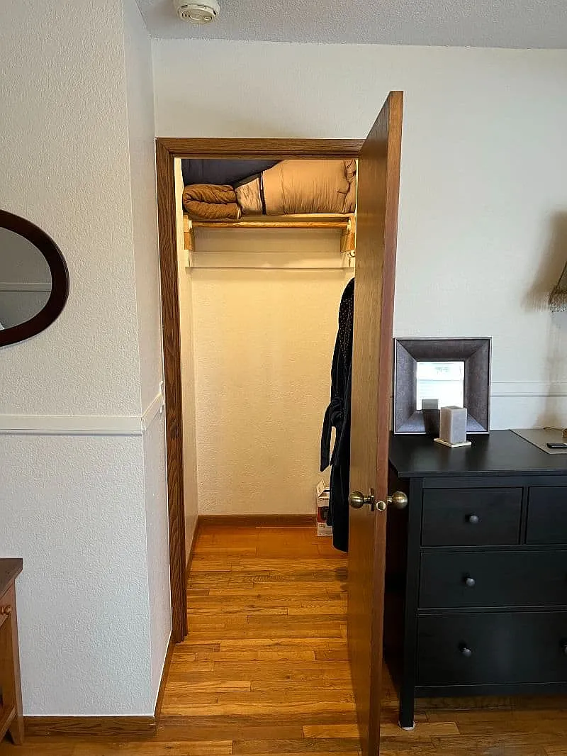 NE 140th St, Kirkland — Photo 3