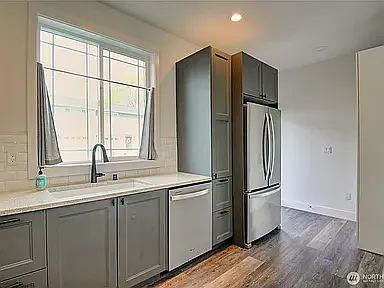 313 E Hazel St #D — Photo 6