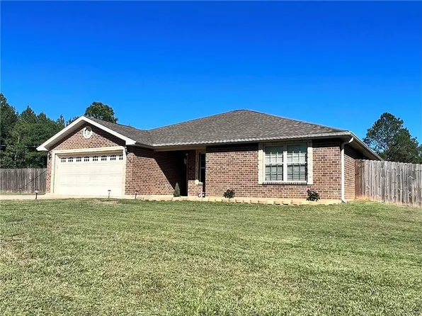 103 Sugar Ln, Leesville, LA 71446