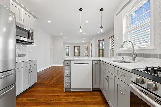 43 Sherwood St #1 — Photo 2
