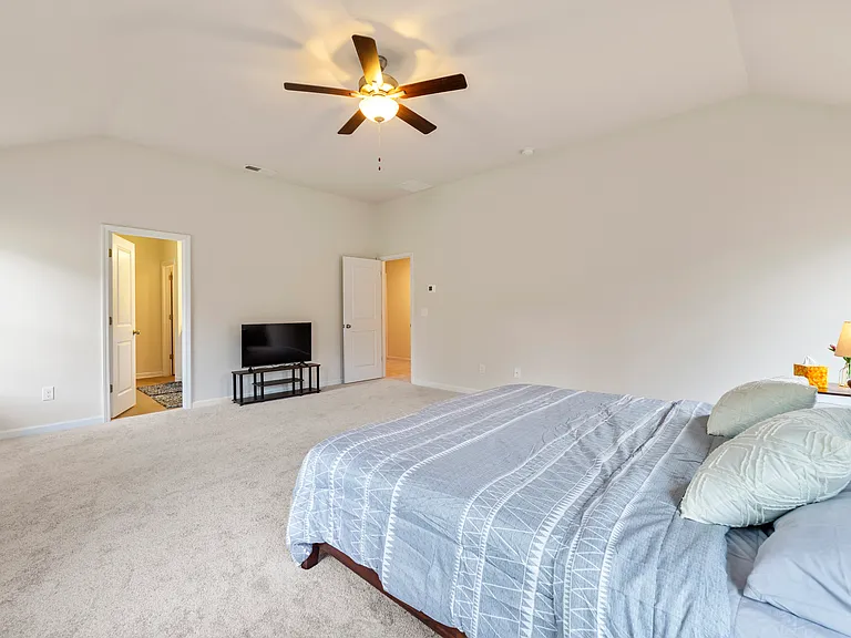 535 Hancock Dr SE — Photo 18