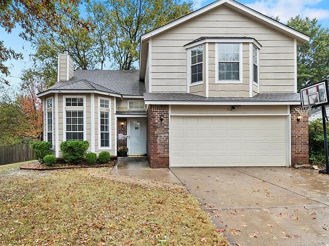 1st image of 516 Stonehaven Dr