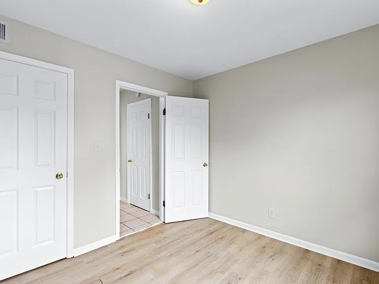 5117 Valiant Dr — Photo 20