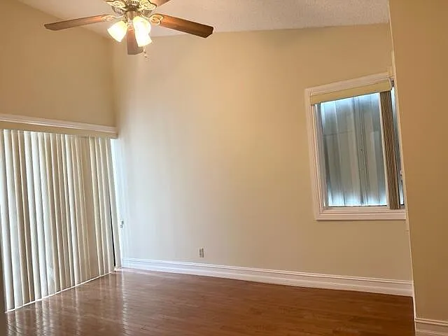 3021 Florida Blvd — Photo 31