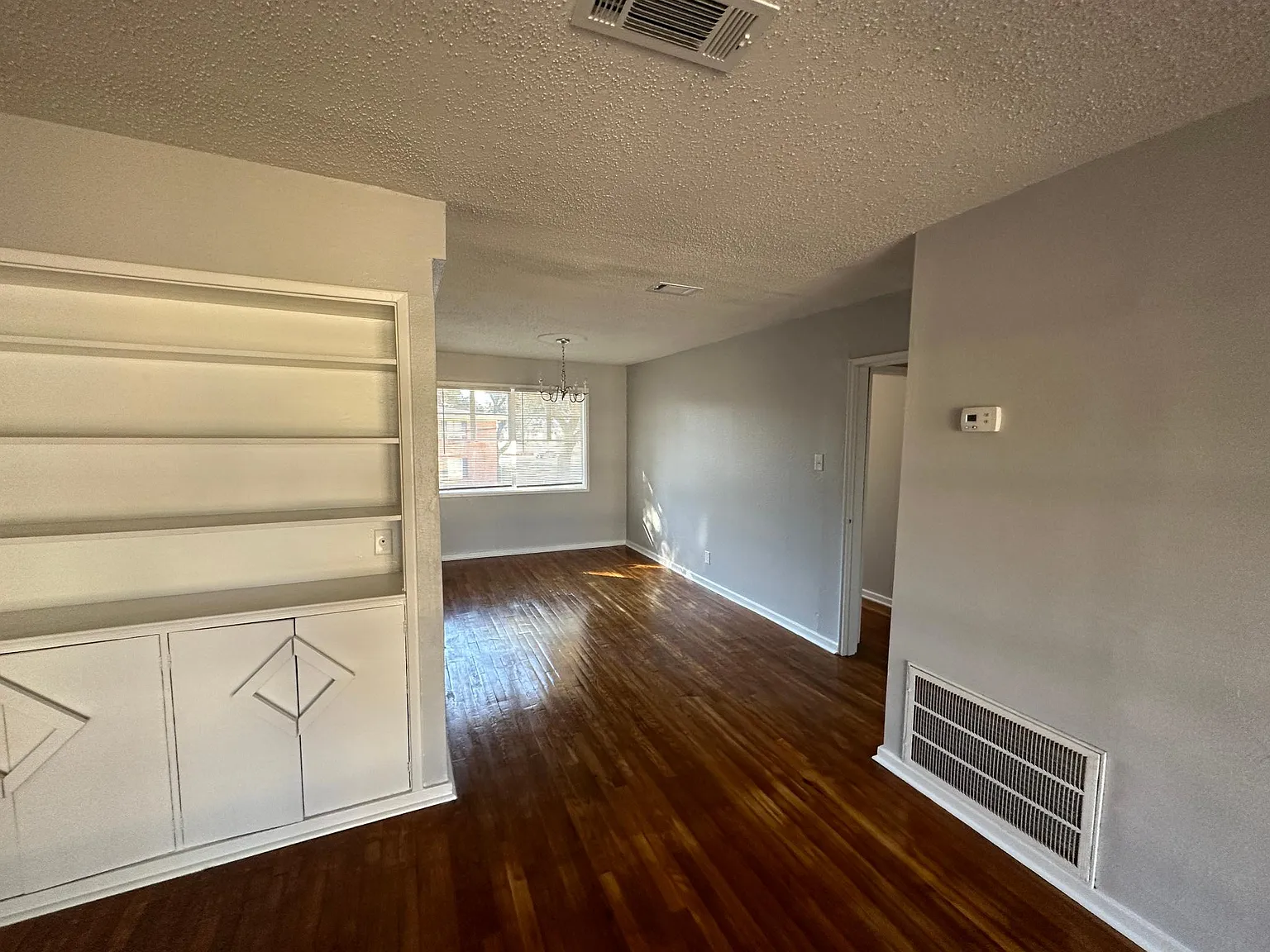 2 bed, 960 sqft, $850 — Photo 3