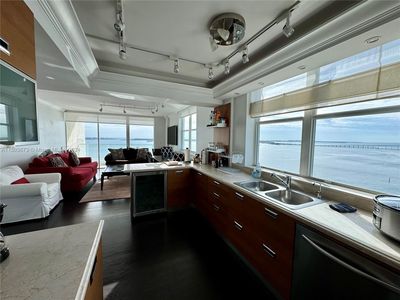 800 Claughton Island Dr APT 2205, Miami, FL, 33131