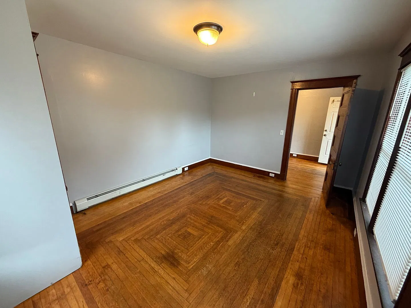 9 Silk Street — Photo 4