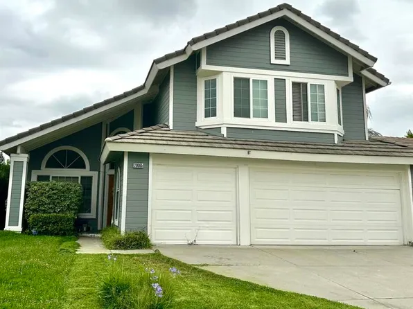 29065 Lake Ridge Ln, Highland, CA 92346