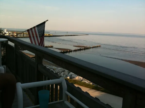 4010 Band Shell Ct, Chesapeake Beach, MD 20732