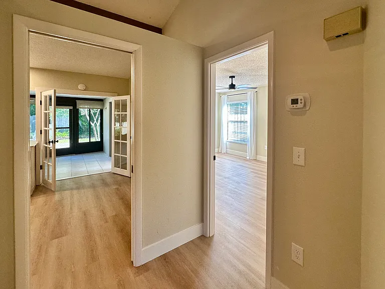 5603 Creekwood Dr — Photo 18