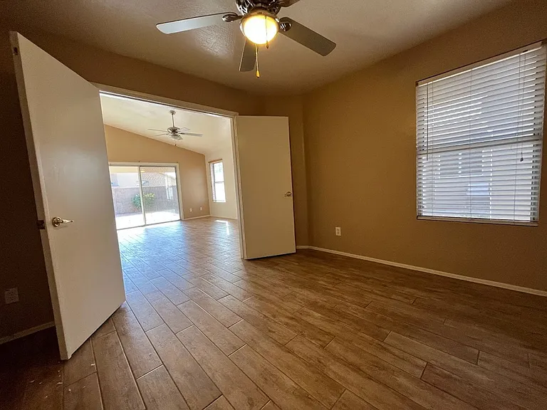 8347 W Audrey Ln — Photo 24