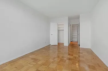 Rented by Manhattan Realty Group