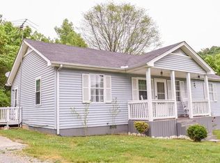 501 Mutton Hollow Hill Rd, Bethpage, TN 37022