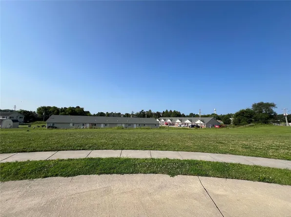 1645 Redbud Ln, Perryville, MO 63775