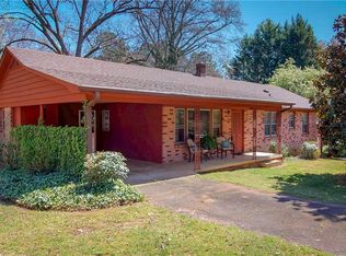 104 Riding Rd, Clemson, SC 29631