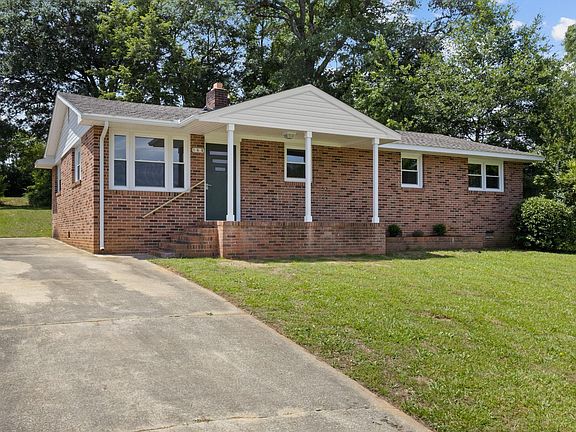 2nd image of 168 Oakvale Dr