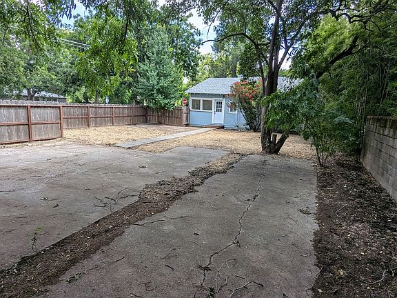 3rd image of 1267 Warner St