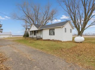 6337 & 6343 N High St #11, Janesville, WI 53548