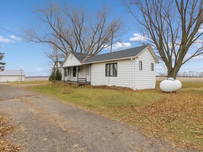 6337 & 6343 West Highway 11, Janesville, WI, 53548