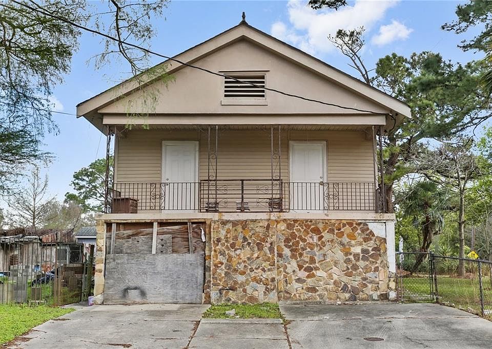 1st image of 2775-77 Gladiolus St