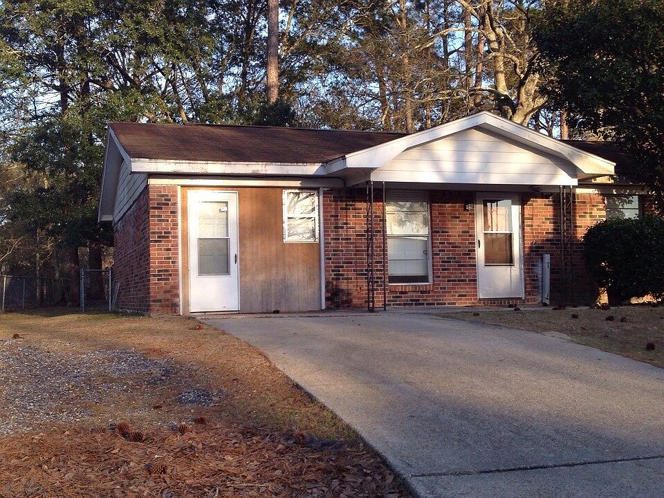 2nd image of 5524 Claresholm Dr