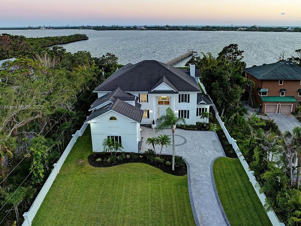 1st image of 1081 Bayshore Dr