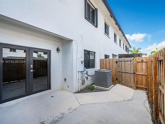 4th image of 13353 SW 250th Ter