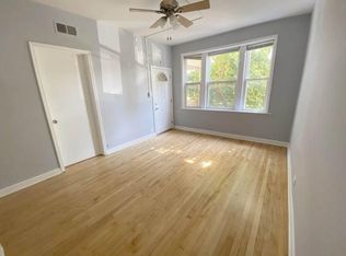 3144 N Ridgeway Ave #1, Chicago, IL 60618