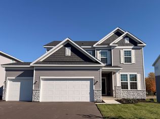 19578 105th Ave, Rogers, MN 55374