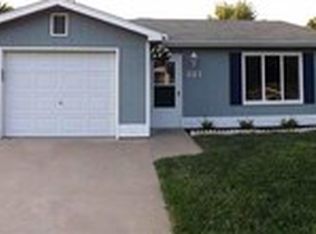 321 Clydesdale Cir, Ogden, KS 66517