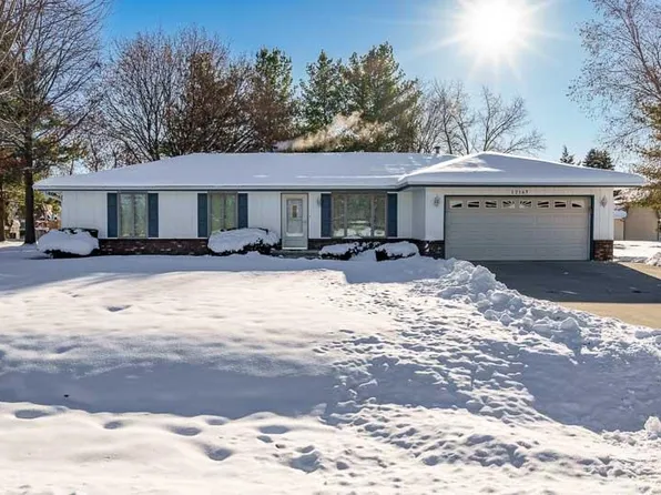 12167 Wagon Ln, Roscoe, IL 61073