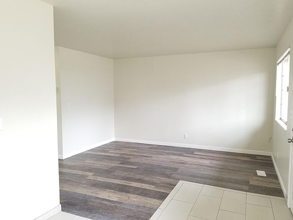 3rd image of 1571 W 3395 S APT C