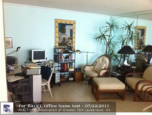 4th image of 4280 Galt Ocean Dr APT 6D