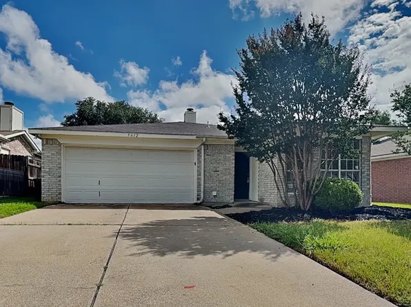 5612 Northfield Dr, Fort Worth, TX 76179